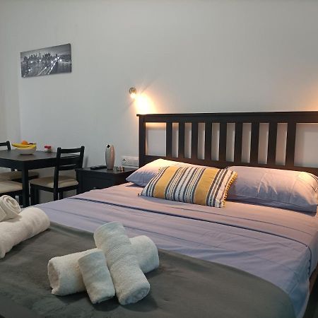 City Adventures Apartment เอเธนส์ ภายนอก รูปภาพ