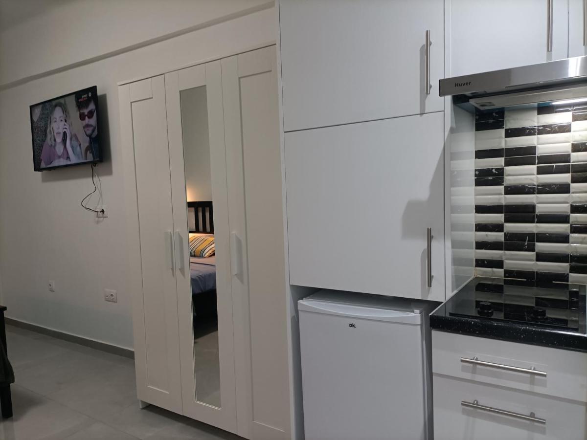 City Adventures Apartment เอเธนส์ ภายนอก รูปภาพ
